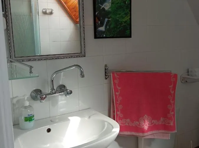 Apartment Apartmanhaz *