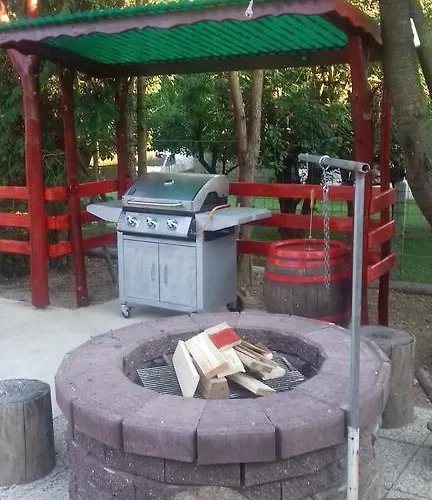 Apartmanhaz Apartment *